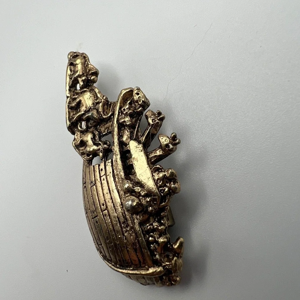 Vintage Noahs Ark‎ Animal Brooch Gold Tone Pin